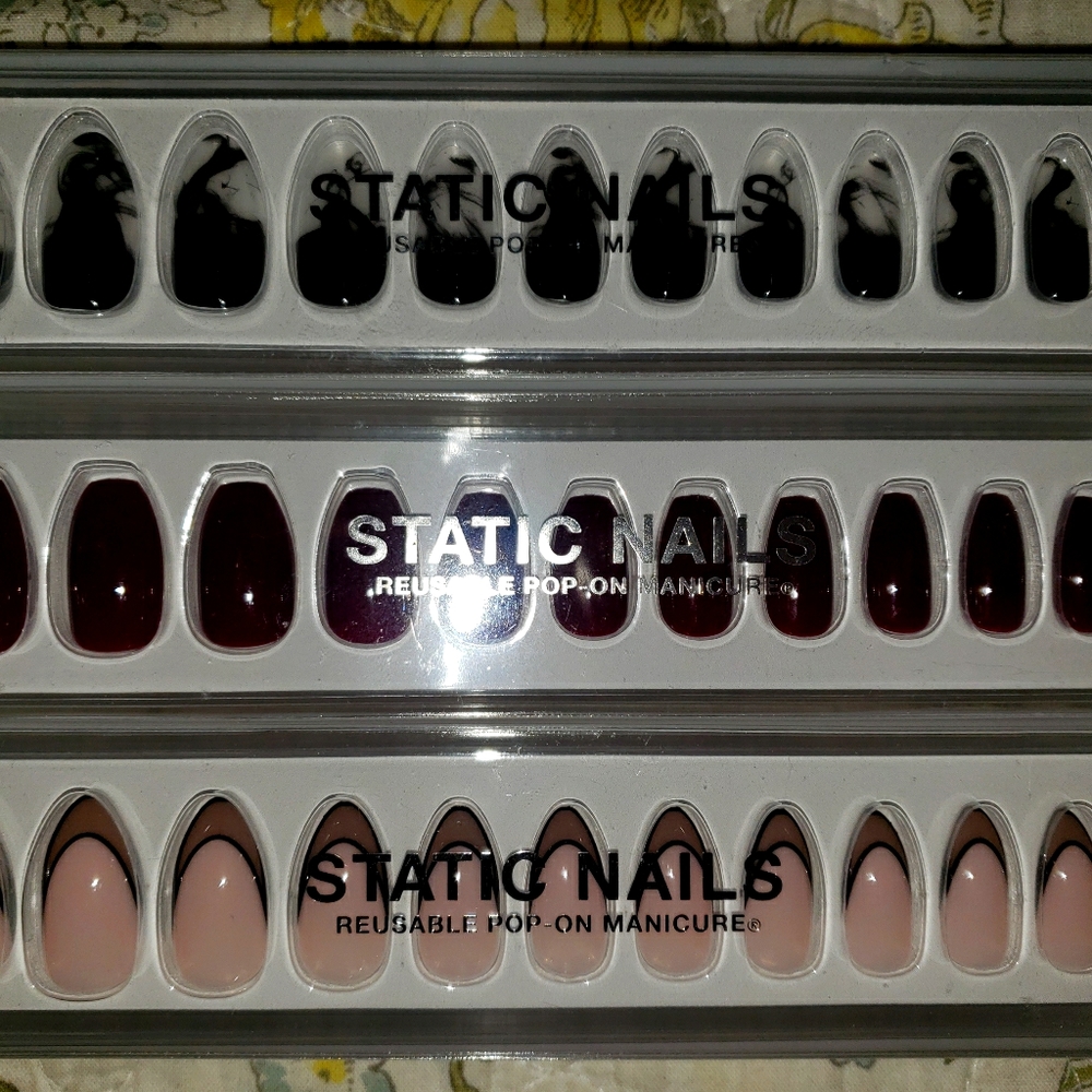 Static Nails Set